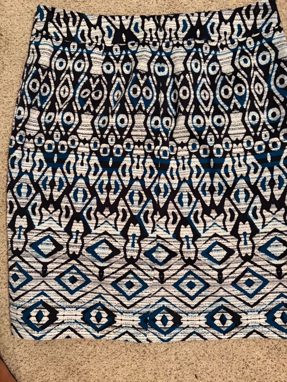 Geometric print skirt